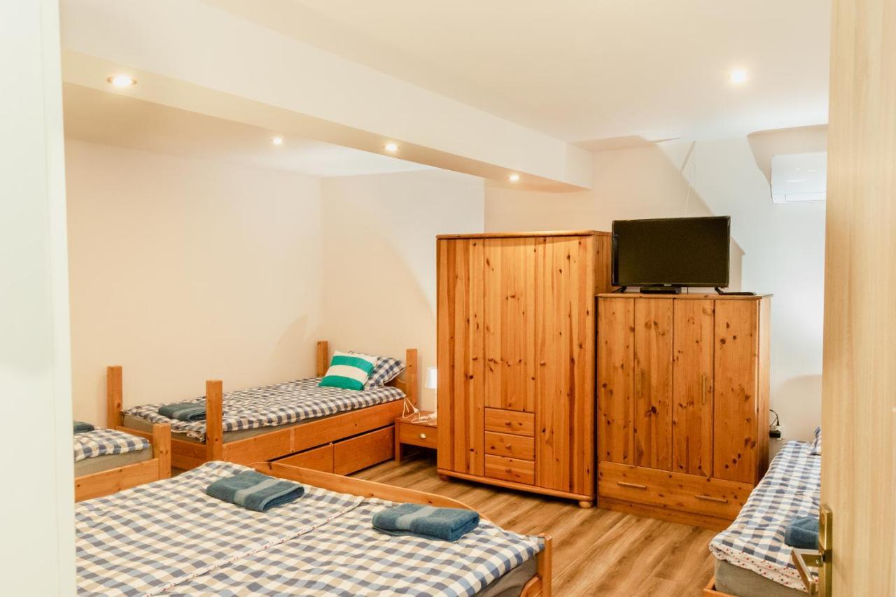 Olivia Apartman Apartment Sarospatak Bagian luar foto