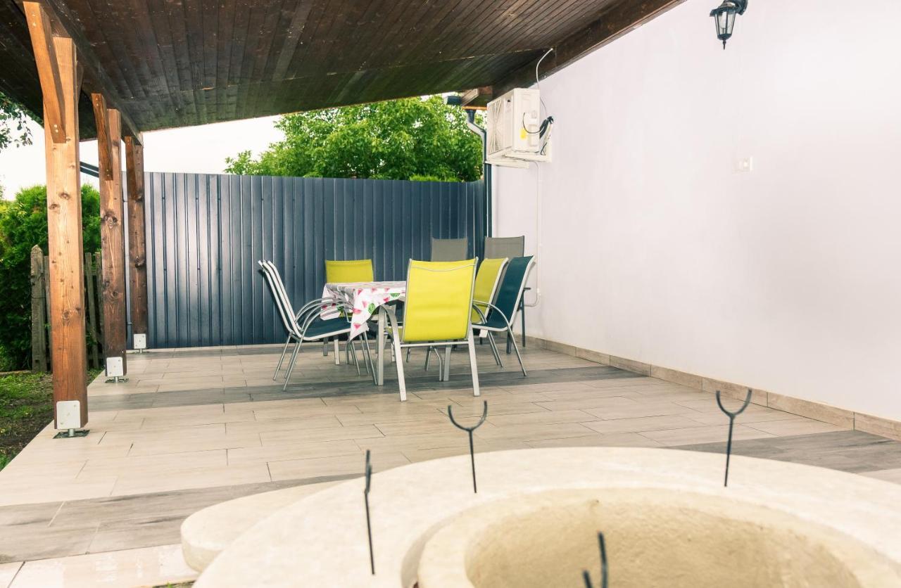 Olivia Apartman Apartment Sarospatak Bagian luar foto